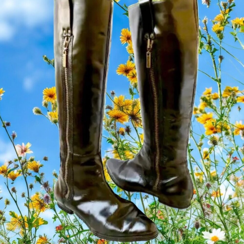 Michael Kors Knee High Flat Boot Outside Zipper - Picture 9 of 9